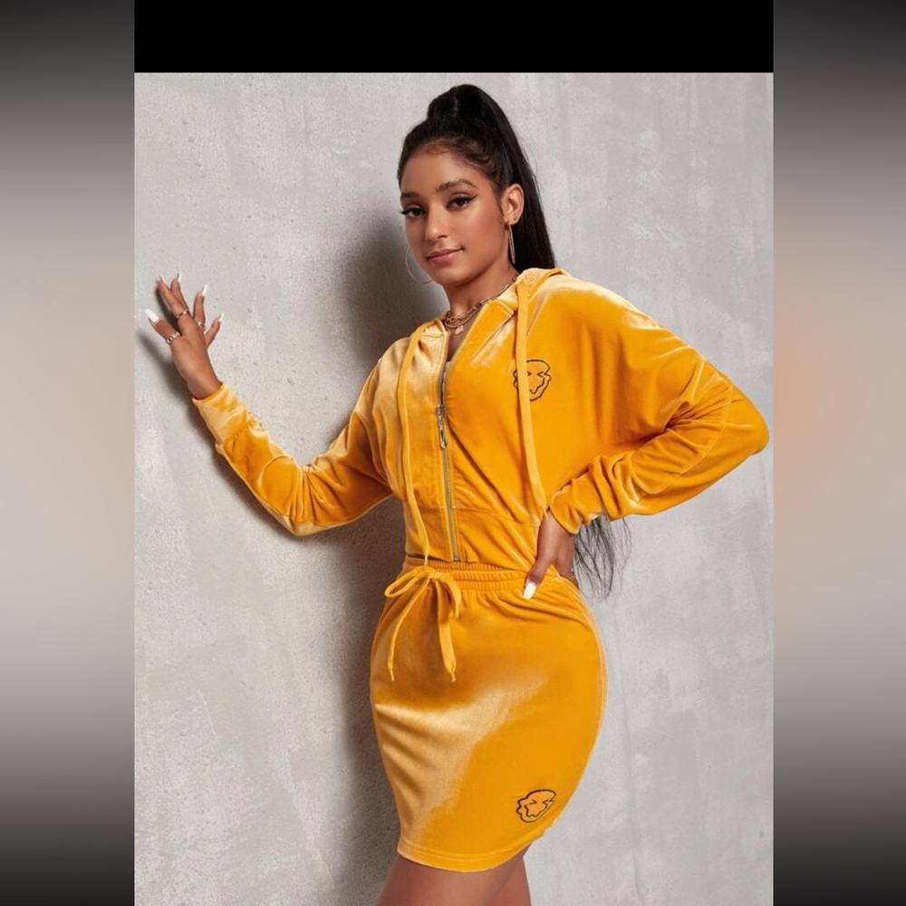 Yellow skirt set